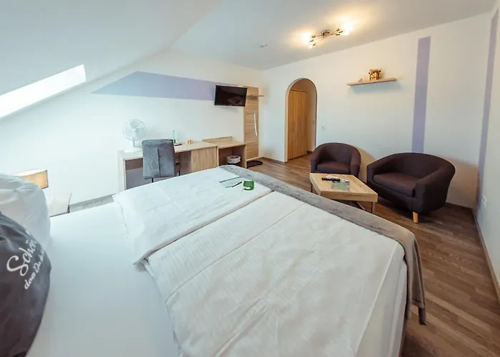 Hotel Arni's